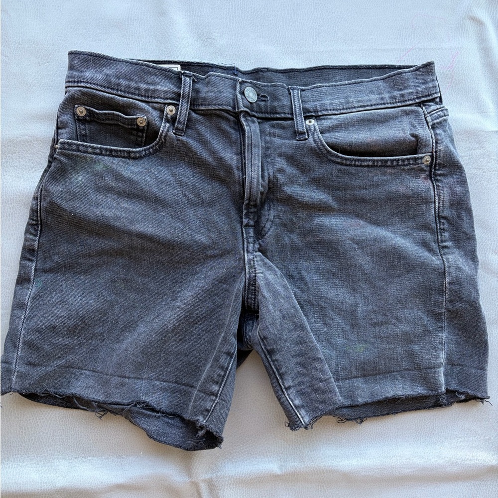 GAP 5” mid-rise black jean shorts